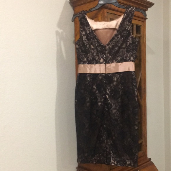 Dress for sale perfect shape - Picture 4 of 8